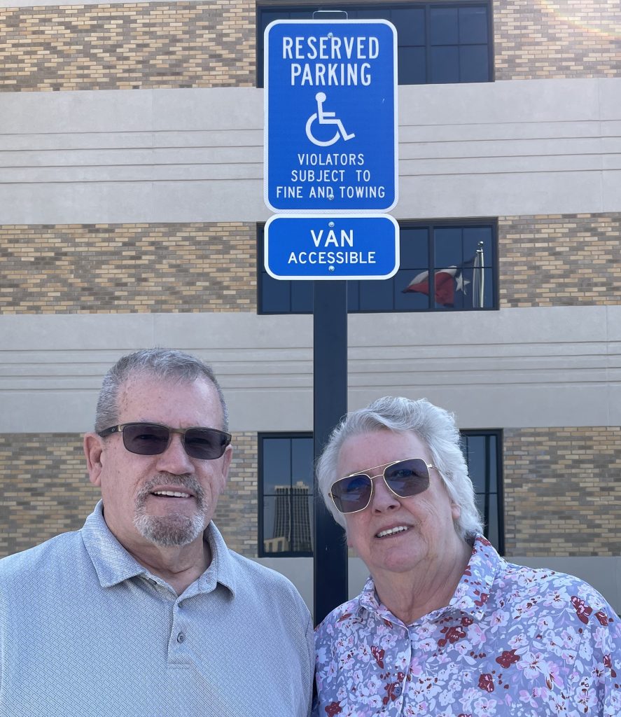 COA Snapshot Image of Volunteers Walt and Marla Davis