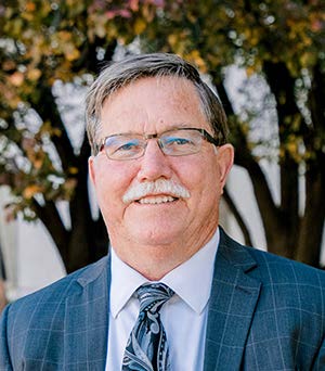 Floyd Hartman Headshot Image