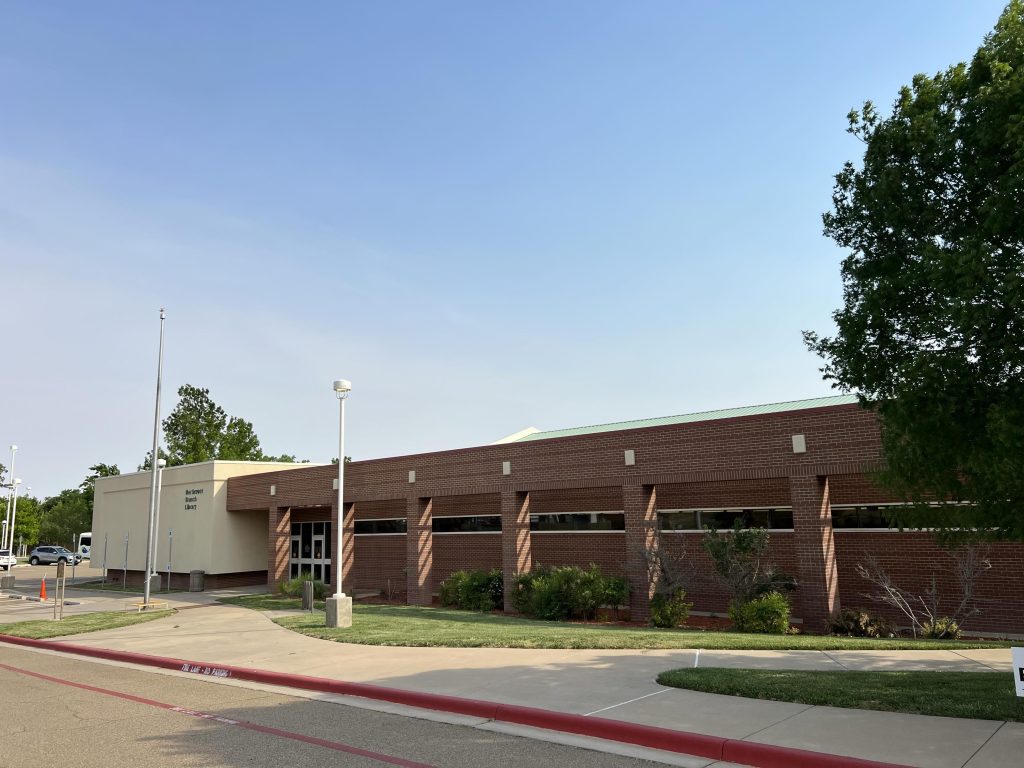 The outside of Amarillo Public Library's Northwest Branch
