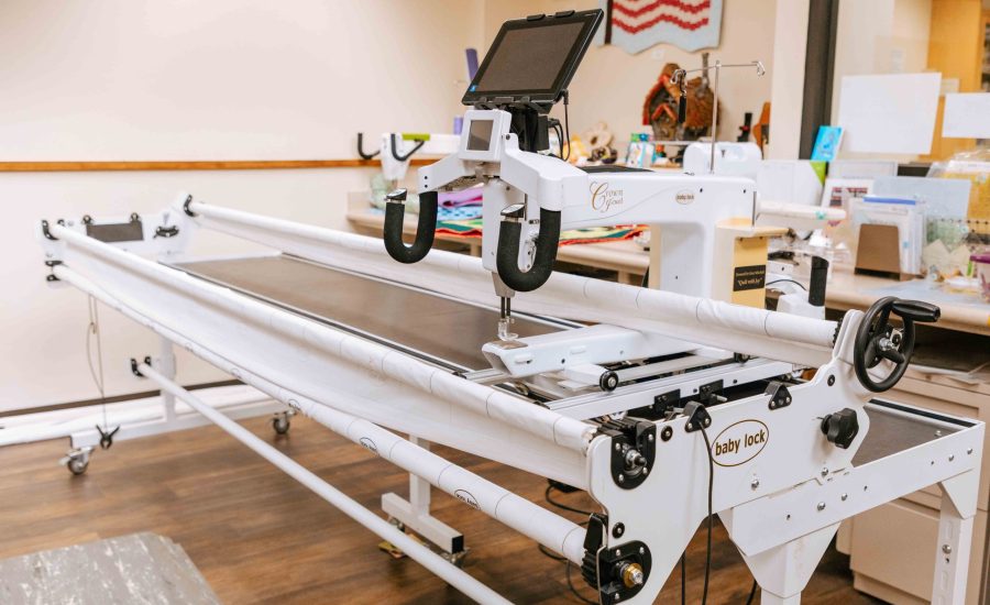 A long arm quilting machine